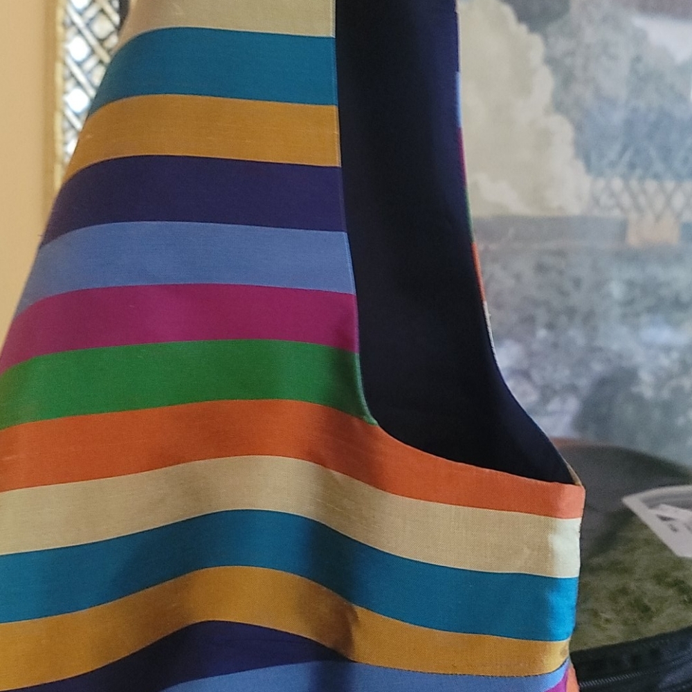 NWOT! Talbots SILK sleeve less shell Top Multicolor - Picture 5 of 10